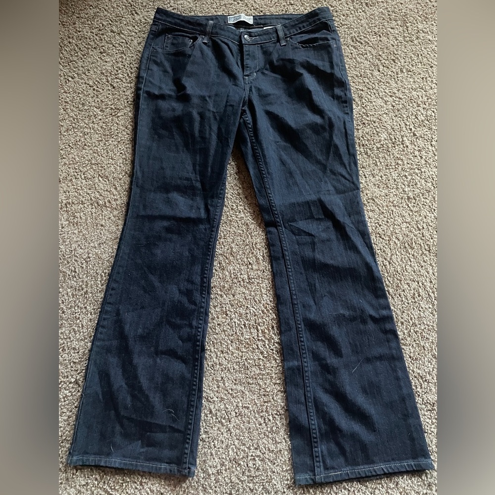 Levi Strauss jeans, women’s size 14L low rise bootcut, dark wash